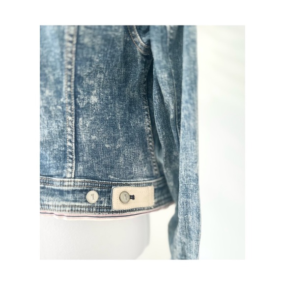 Anthropologie Distressed Blue Denim Jacket - Picture 3 of 7